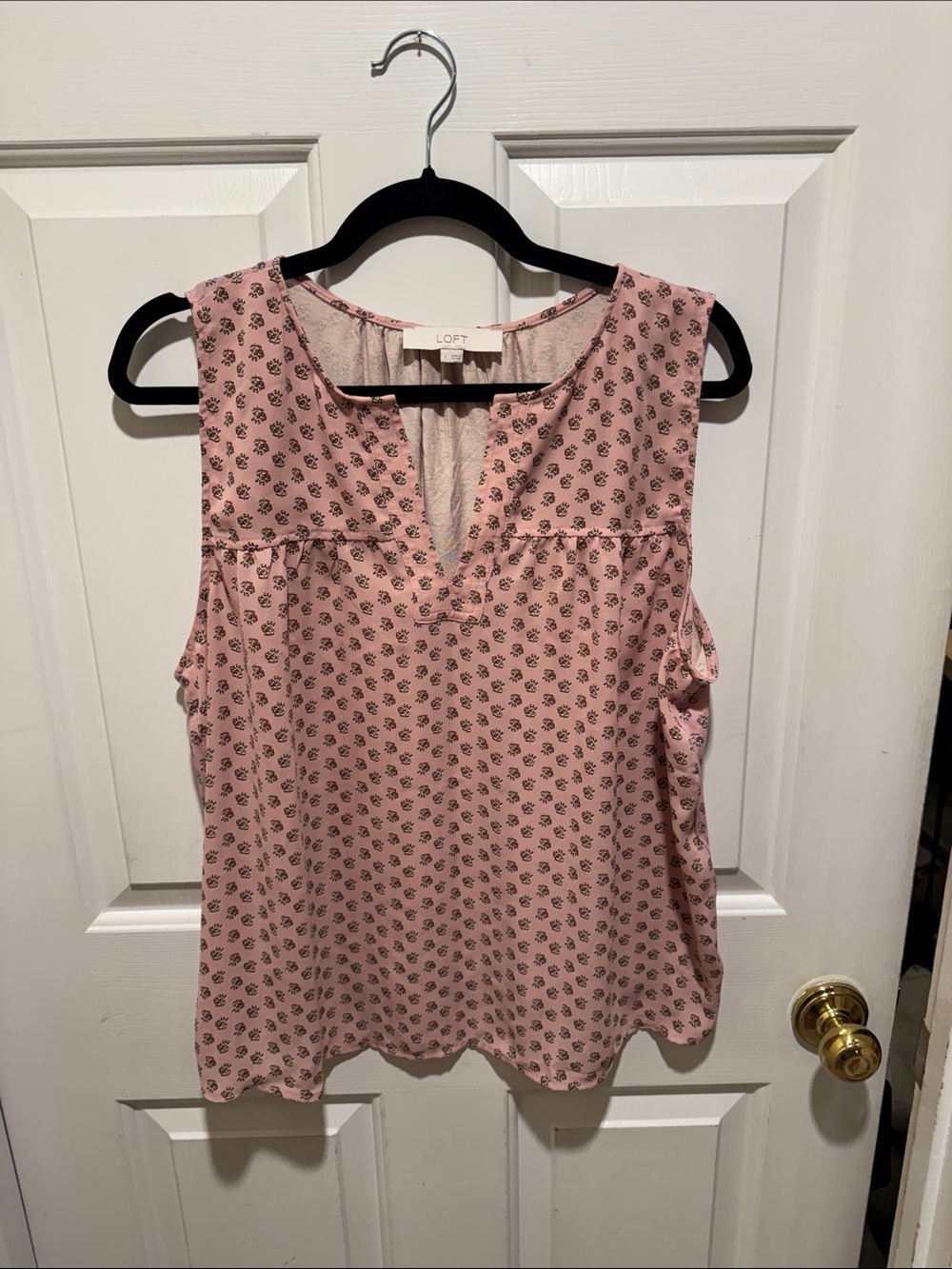 LOFT Pink Floral-Print Sleeveless Split-Neck Blouse